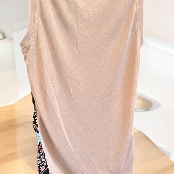 Mystree Pink Asymmetrical Tank Top - Picture 4 of 7